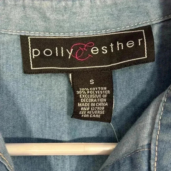 Polly & Esther Floral-Embroidered Button Up Shirt Chambray Women's Top S NWT - Picture 3 of 13
